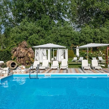 Bed & Breakfast Corte Degli Dei 2*