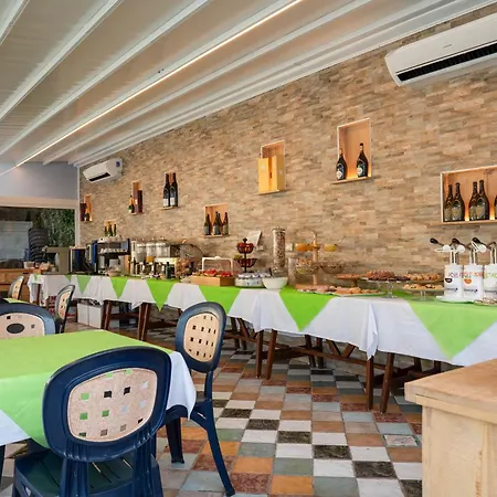 Bed & Breakfast Corte Degli Dei 2*